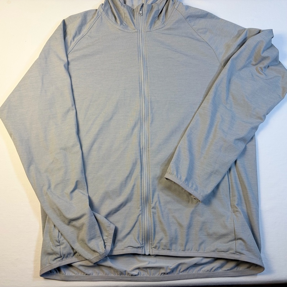 Uniqlo Men's Light Gray Lightweight Jacket with hood size m